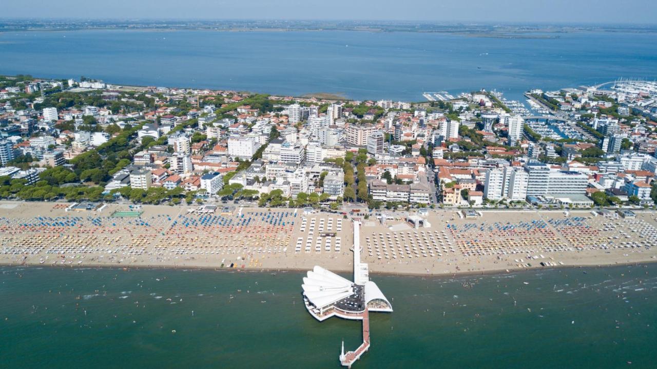 Appartamenti Las Palmas Lignano Sabbiadoro Extérieur photo